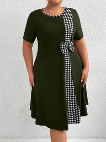 SHEIN Clasi Plus Size Casual Houndstooth Patchwork Bow Decor Short Sleeve Dress - Army Green - View 4