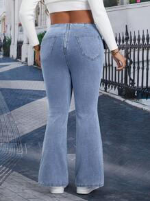 SHEIN Essnce Plus Size Easy-Fit Flare Leg Jeans With Belt Loop Design, Casual Daily Wear