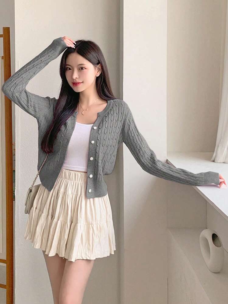 DAZY 女性カジュアル 無地ケーブルニット フィッテッド カーディガン、秋冬、長袖トップス - グレー - 見る 3