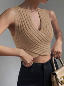 SHEIN Clasi Solid Color Hollow Chain Decor Sleeveless Casual Knitted Top - Khaki - View 4