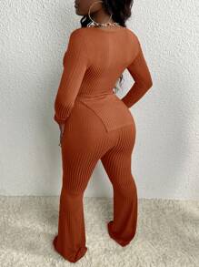 Slaydiva 2 件套 - 女士甜心领开衩下摆 T 恤和喇叭裤，秋季 - 紅木色 - 查看 2