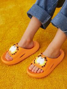 GARFIELD X SHEIN Children's Cute Kitty Pattern EVA Slippers, Lightweight And Comfortable For Home, Bathroom, And Outdoor Use