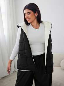 SHEIN EZwear Plus Size Women's Black Fuzzy Sleeveless Vest Jacket - Black and White - View 4