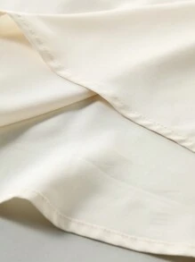 Manfinity Mode Camisa de hombre de manga enrollada con botones hasta la mitad, camisa de color melocotón claro, ropa de hombre para otoño e invierno, camisa de hombre abotonada de color melocotón claro, camisa de hombre de manga enrollada con botones hasta la mitad - Albaricoque - Ver 4