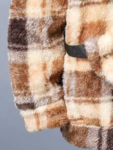 SHEIN Bộ 2 món cho bé trai tuổi teen: áo khoác cardigan dày dặn, ấm áp bằng vải nhung mềm mại có mũ trùm đầu và quần nỉ ấm áp dùng cho hoạt động ngoài trời, kèm túi đeo vai thời trang dễ thương, thích hợp cho mùa đông. - Nhiều màu - Xem 7