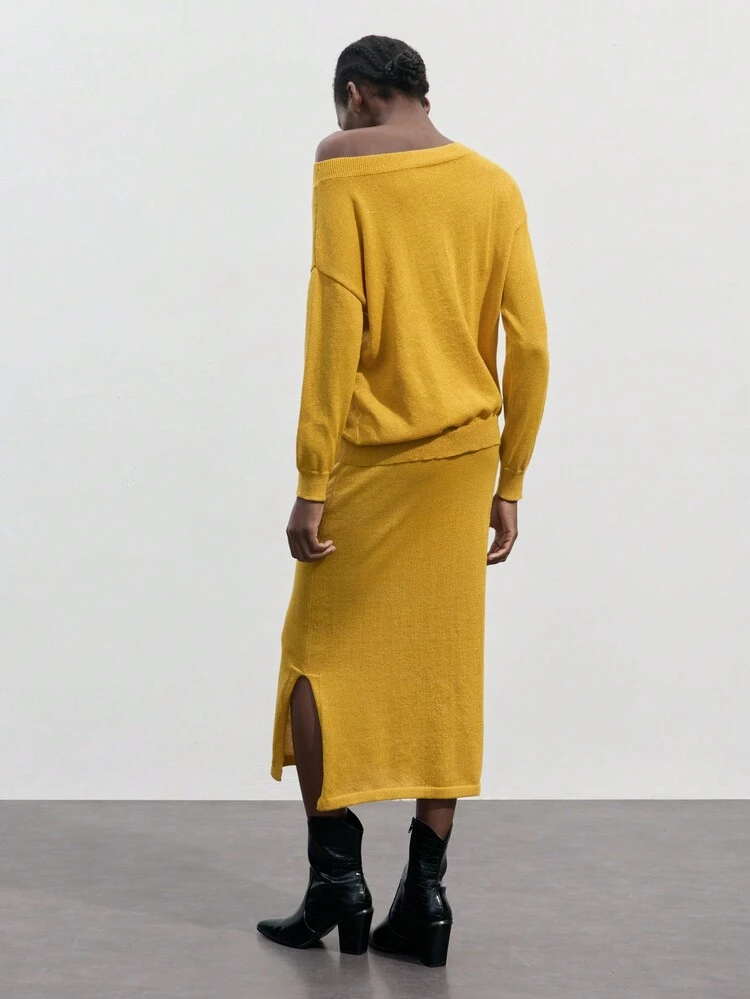 SHEIN Maija 2pcs Women Solid Color Asymmetrical Collar Long Sleeve Top And Split Hem Skirt Knitted Sweater Set