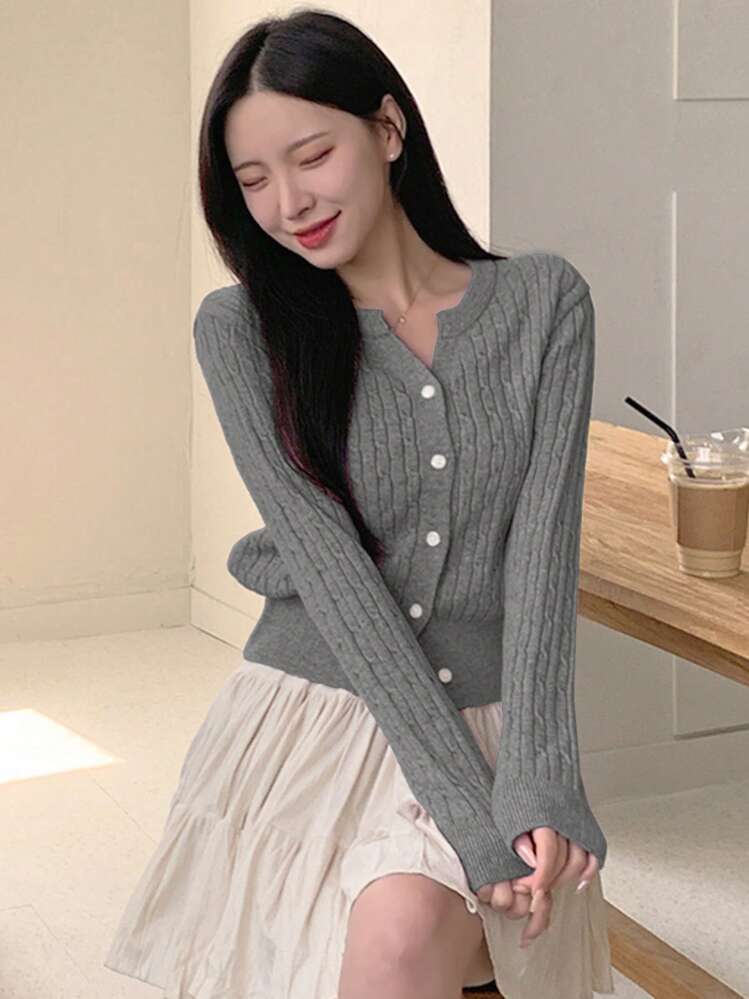 DAZY 女性カジュアル 無地ケーブルニット フィッテッド カーディガン、秋冬、長袖トップス - グレー - 見る 5