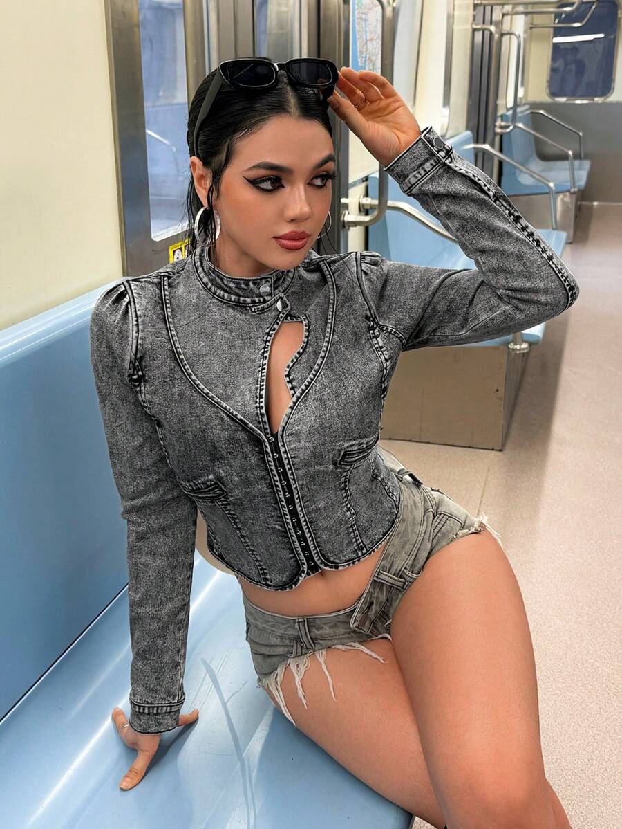 SHEIN EZwear Women Front Button Closure Solid Color Hollow Out Fitted Long Sleeve Denim Jacket