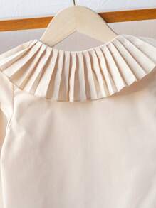 SHEIN 年轻女孩基本款学院风优雅翻领荷叶边长袖白衬衫，适合秋季、冬季、学校、返校季、宴会、演出、日常穿着、度假、夏季、旅行 - 杏色 - 查看 5