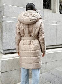 RueChic Damski beżowy zimowy płaszcz z futrzanym detalem z królika, codzienne ubrania