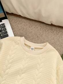 SHEIN 2 件套男童休闲纯色燕麦混色针织圆领长袖上衣和宽松直筒裤套装，适合秋季、春季、万圣节派对的 4-7 岁儿童。该套装采用舒适的华夫格针织面料和橄榄绿色裤子上的大口袋，让男童保持温暖舒适。适合户外、学校、家庭、聚会和休闲活动。 - 杏色 - 查看 5