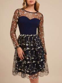 SHEIN Clasi Vestido feminino elegante bordado patchwork transparente manga comprida gola coração linha a midi malha - Multicolorido - Ver 3