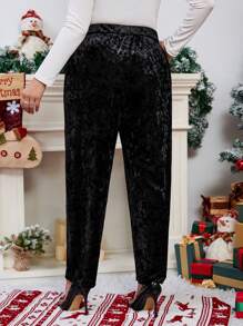 SHEIN Clasi Plus Size Solid Color Front Button Pocket Casual Trousers Christmas Women Clothes - Black - View 2