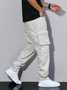 Manfinity LEGND Jeans casuales sencillos de unicolor con bolsillo y botones delanteros para hombre
