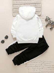 SHEIN 2pcs Young Boy Cartoon Print Hoodie Long Sleeve Top And Contrast Color Pants Set - Multicolor - View 2