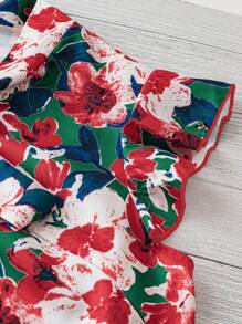SHEIN Clasi Plus Size Front Tie Ruched Floral All Over Print Blouse, Casual For Daily Wear - Green - View 3