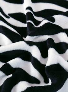 1 pieza Manta/Chal de peluche con estampado de cebra en blanco y negro, suave y cálida, de doble uso como manta o cobertor para la sala de estar, sofá, dormitorio, dormitorio, decoración de otoño, decoración de otoño, decoración de la habitación - Blanco y Negro - Ver 3