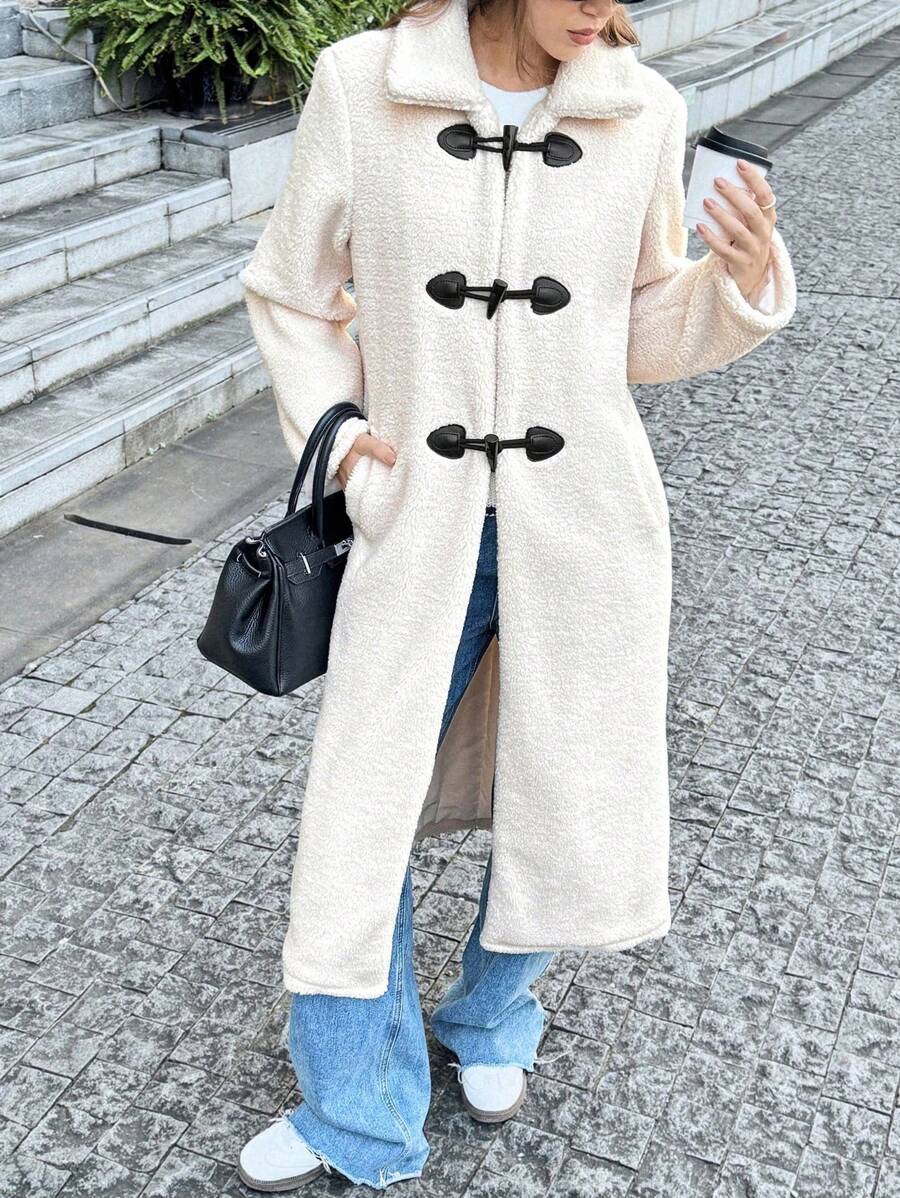 Chiquease Áo khoác dài tay cổ bẻ màu trơn thiết kế nút cài cộng với chất liệu nỉ dày mặc thường ngày cho mùa thu đông - Màu Khaki - Xem 1