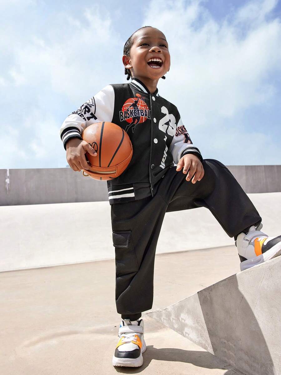 SHEIN 长袖罗纹拼接篮球夹克，印有 23 和篮球 89 图案，时尚运动棒球夹克，印有个性化字母图案