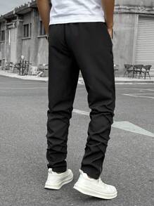 Manfinity Homme Herren einfarbige Hose mit Vordertasche und Kordel, minimalistisch, für den Alltag, schlichte lange Cargohose mit Kordelzug in Schwarz, tailliert, für Ehemann, Freund als Geschenk