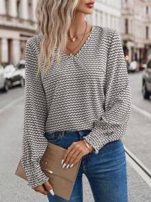 EMERY ROSE 女式休闲全印花 V 领宽松衬衫，秋季 - 彩色 - 查看 4