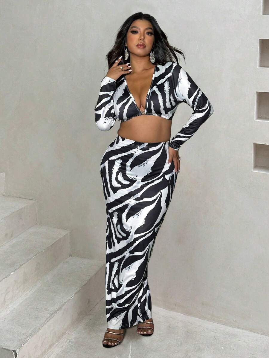 Allurite Plus Size All-Over Floral Print Long Sleeve V-Neck Top And Skirt Sexy 2 Pieces Set - Black and White - View 1