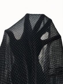 SHEIN ICON 返校节礼服夏季性感金属感紧身迷你露肩连衣裙 - 銀色 - 查看 8