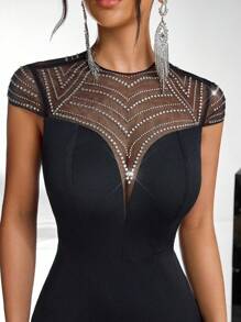 Glamrae 优雅网纱透视美人鱼连衣裙，饰有水钻贴花，带衬垫胸罩，高腰修身，露背设计，适合相亲、单身派对、度假、毕业典礼、婚礼、黑色正式晚礼服、婚礼宾客晚宴、情人节等场合。 - 黑色 - 查看 6