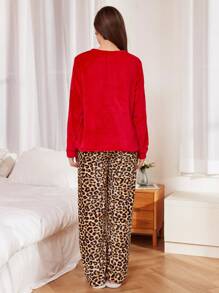 Dream Adore Women's Leopard Print Kitty Flannel Pajama Set - Red - View 2