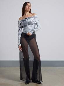 AiiRZ Off Shoulder News Print Top Ruched Long Sleeve Graphic Bodysuit Stretch Form Fitting Street Style Urban Statement Piece Contemporary Modern Aesthetic - Multicolor - View 5