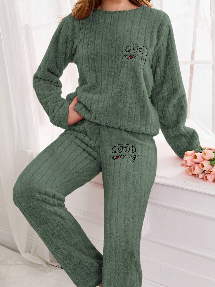 RueChic 2Pcs Pelush Embroidery Detail PJ Set - Green - View 1