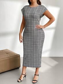 Firerie Plus Houndstooth Print Batwing Sleeve Dress - Black and White - View 5