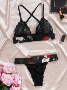 2pcs Romantic Floral Lace Ladies Lingerie Set - Multicolor - View 5
