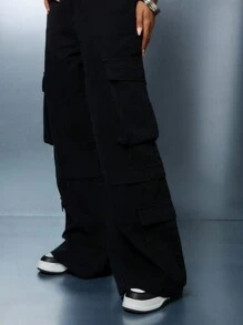 SUMWON WOMEN Wide Leg Baggy Cargo Pants - Black - View 3
