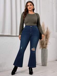 SHEIN LUNE Jeans de pierna acampanada y desgastados informales de talla grande
