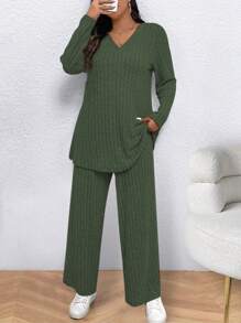 SHEIN LUNE Plus Size Women 2 Pieces Set, V-Neck Ribbed Long Sleeve T-Shirt And Casual Pants, Loose Fit, Autumn