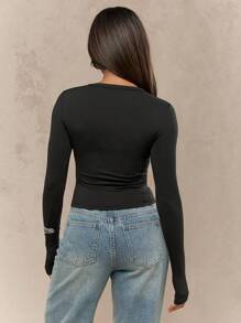 MISSGUIDED 精致修身长袖紧身衣 运动休闲必备圆领基本款分层单品 冬季时尚必备修身弹力百搭日常穿着现代基本款 - 黑色 - 查看 2