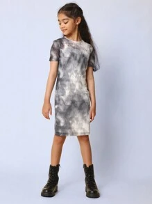SUMWON Tween Girls Relaxed Mesh Tie Dye Printed Dress met witte statinelaag