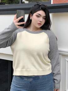 Dazy Plus Plus Size Contrast-Color Patchwork Crew Neck Oversized Pullover Sweater, Fall Clothes - Apricot - View 4