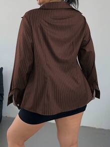 Flirla Camisa estriada con botones delantera casual básica para otoño, talla grande