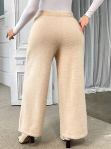 SHEIN Privé Conjunto de punto cálido y acogedor de talla grande para mujer, que incluye suéter tipo pullover y pantalones, adecuado para uso casual y de estar en casa en otoño/invierno, con tela suave y agradable a la piel
