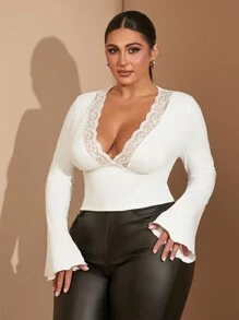 SHEIN BAE Plus Size Women Slim Fit V-Neck Lace Trim Solid Color Long Sleeve Top T-Shirt, Suitable For Autumn & Winter