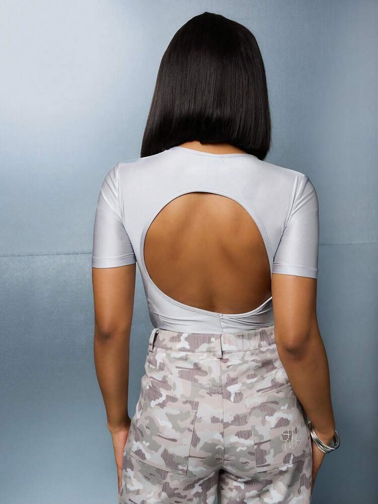 SUMWON WOMEN Y2K Futuristic Metallic Open Back Bodysuit