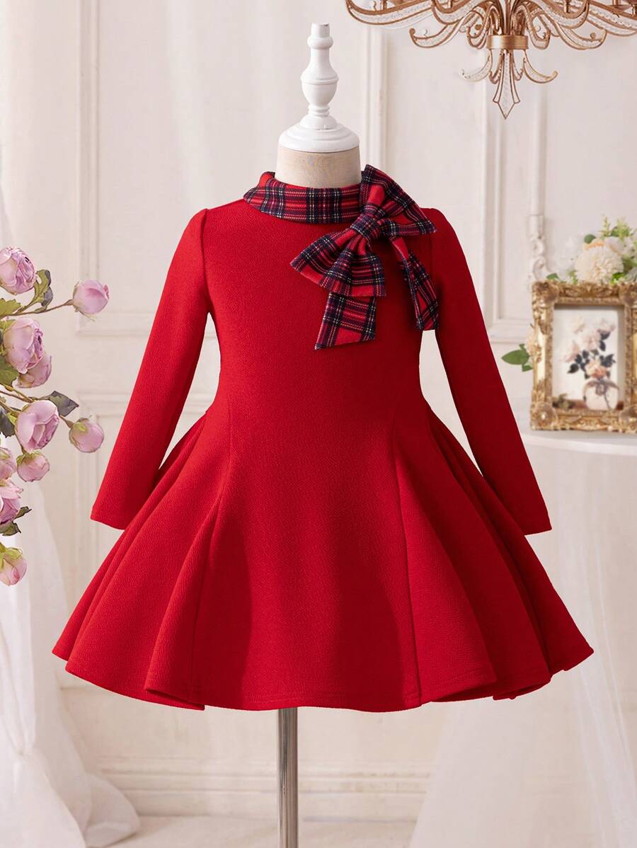 SHEIN Young Girl Solid Color Knitted Round Neck Plaid Patchwork Dress, For Christmas - Red - View 1