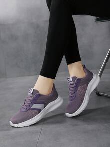 1 Đôi giày thể thao ngoài trời thường ngày cho thanh thiếu niên, mặt trên bằng lưới thoáng khí, nhẹ, đế cao su chống trượt, giày thể thao bền, mềm mại và thoải mái, thiết kế thời trang cho bé trai và bé gái - Màu tím - Xem 2