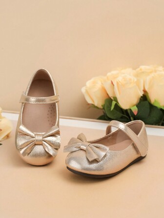 1 Pair Fashionable Flat Shoes For Baby, New Style Flat Shoes For Girls