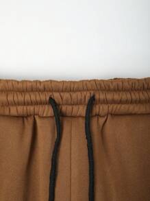 Manfinity Homme 2 件男士休闲字母印花套头衫和裤子套装，拼色设计，正面拉链，长袖连帽衫