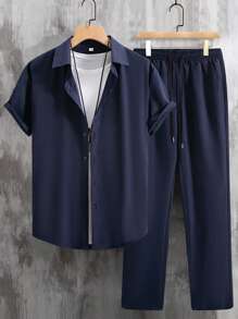 Manfinity Homme Bộ quần áo sơ mi tay ngắn màu trơn thường ngày cho nam - Màu xanh hải quân - Xem 1