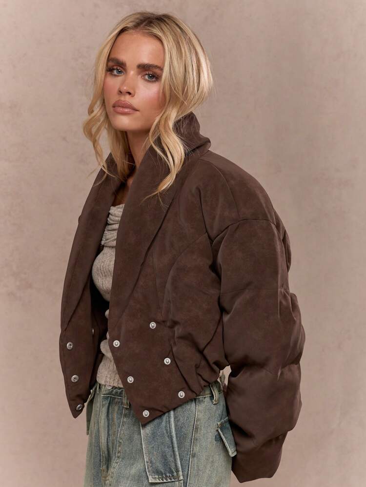MISSGUIDED Gesteppte aufgeblähte Winterjacke aus Veloursleder, wattierte Bubble Jacke, warme oversized kurze Bomberjacken-Optik, Streetwear Mode für die Herbstsaison