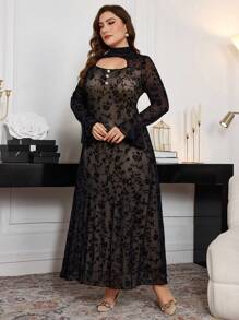 Modelyn Plus Size Women Elegant Floral Flocked Cutout Stand Collar Bell Sleeve Dress Maxi Women Outfit